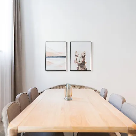 Apartment Limehome La Vigna In Citta